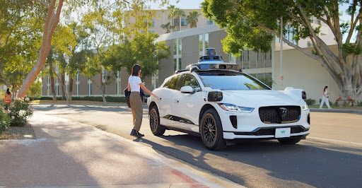 Waymo 자율주행 안전 리포트 공개 — 수치로 말하는 무인 택시의 현재
